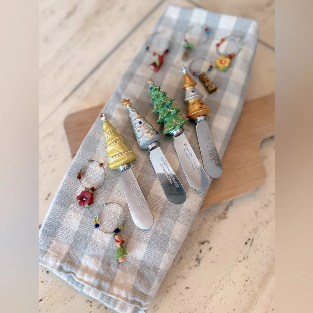 Christmas Tree Cheese Spreaders and Hawaiian Wine Charms
